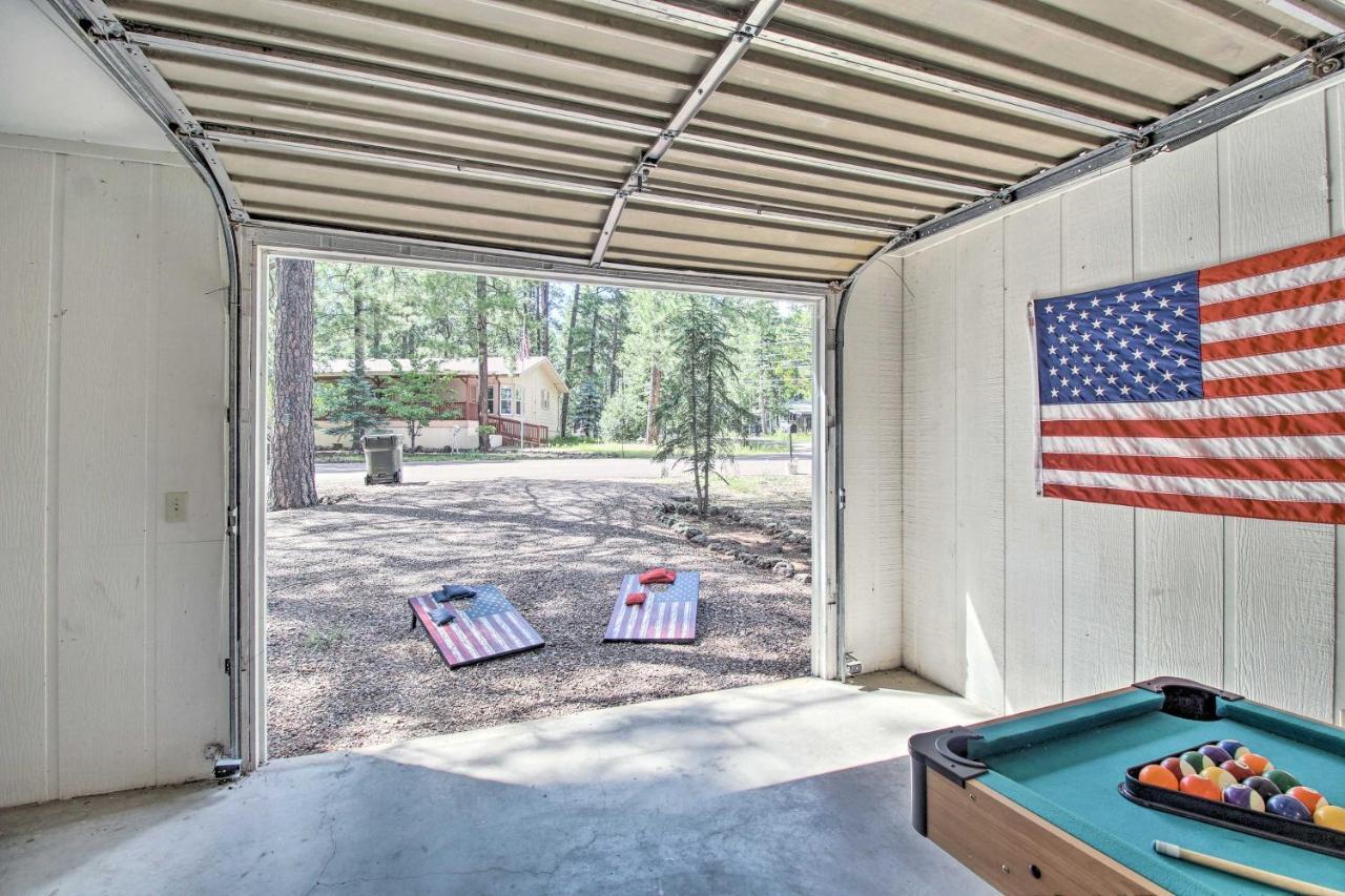 Pinetop Cabin Retreat With Fire Pit And Covered Deck Exterior photo